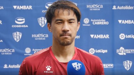 Okazaki en rueda de prensa