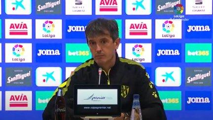 Pacheta en la sala de prensa de Ipurúa
