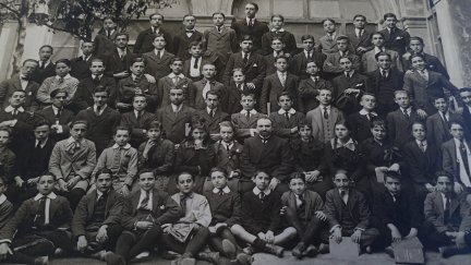 Orla con antiguos alumnos del Instituto Goya