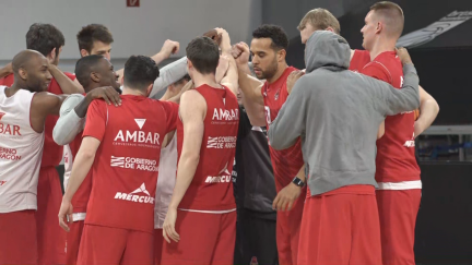 El Casademont Zaragoza se ha ejercitado esta mañana en el Brose Arena de Bamberg.