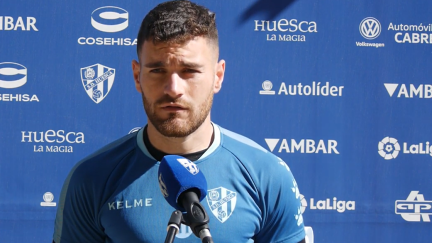 Galán, hablando para la SD Huesca.