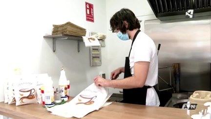 Sergio Giraldo ha abierto su propio negocio en pandemia