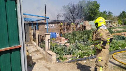 El fuego no ha causado daños personales (Foto: Bomberos Ayto. Zaragoza)