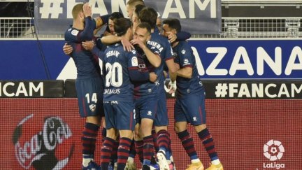 Pedro López y Vavro son las novedades en el once del técnico burgalés