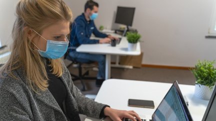 Trabajadores durante la pandemia de la COVID-19.