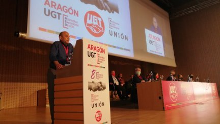Daniel Alastuey interviene en el Congreso Regional de UGT Aragón.