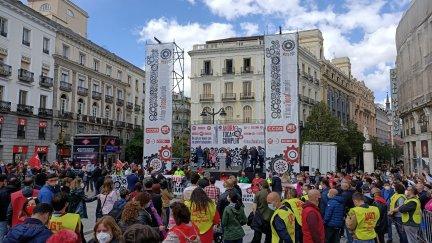 Llegada de sindicatos a la Puerta del Sol (Madrid).