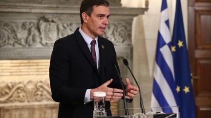 El presidente Pedro Sánchez en una rueda de prensa en Atenas