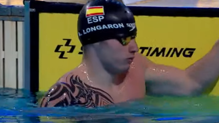 Adrián Longaron, tras lograr el oro.
