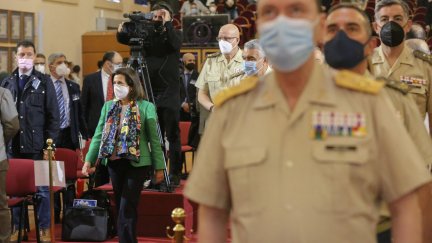 La ministra de Defensa, Margarita Robles, en la inauguración de la jornada 'El Ejército de Tierra y los Retos Futuros 2021.
