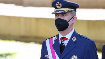 El rey Felipe durante el acto central del Día de las Fuerzas Armadas 2021, en Madrid.