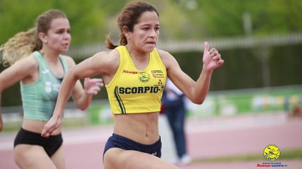 Ana Cuello, en plena carrera. Imagen: Aragón Deporte.