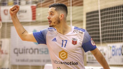 Dian Luka seguirá en el Fútbol Emotion Zaragoza. Foto: Fútbol Emotion Zaragoza.