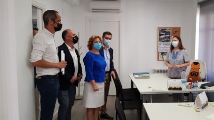 Visita de la consejera de Ciudadanía y Derechos Sociales del Gobierno de Aragón, María Victoria Broto, a la sede de los Servicios Sociales de la Comarca del Bajo Aragón.