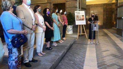 Homenaje a Miguel Ángel Blanco en el Ayuntamiento de Zaragoza.