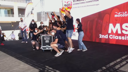 Celebración de Unizar en el podio.