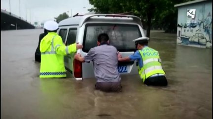 Las inundaciones en China dejan calles anegadas.