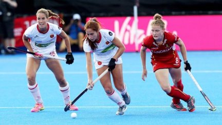 Begoña García durante un encuentro con la Selección Española.