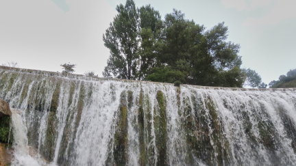 Cascada en el salto de Bierge (Huesca).