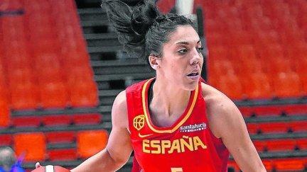 Cistina Ouviña durante un encuentro con la Selección Española.
