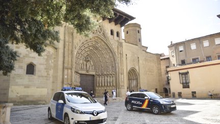 Patrullas de la Policía Local y la Policía Nacional de Huesca (EP).