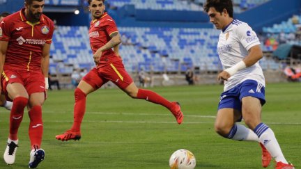 Iván Azón durante el Ciudad de Zaragoza.