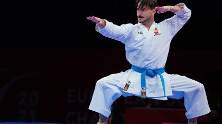 Damián Quintero ejecutando un movimiento. Foto de su perfil de Twitter.