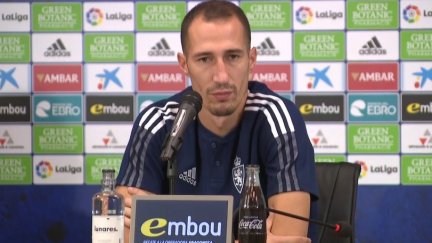 Petrovic, durante la rueda de prensa en su presentación.