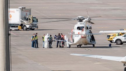 El helicóptero de Salvamento Marítimo que ha atendido a la superviviente.