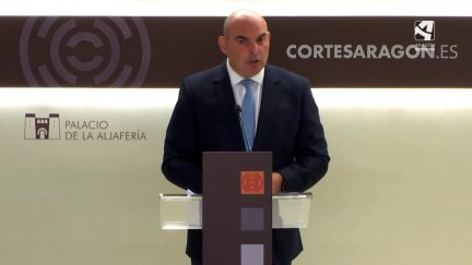 El diputado autonómico popular Juan Carlos Gracia en una rueda de prensa en las Cortes de Aragón.
