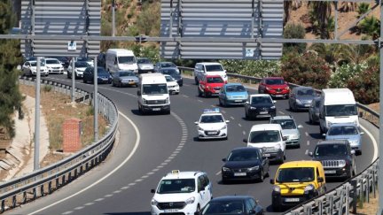 Tráfico en una carretera.