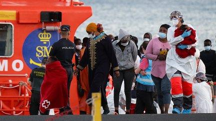 Imagen de archivo de un rescate de inmigrantes en las costas españolas.