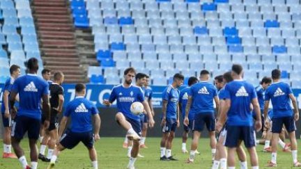 El equipo se ha ejercitado este sábado por última vez antes del duelo de este domingo.