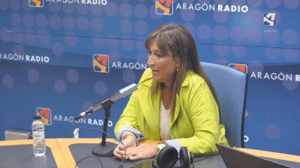 Sira Repollés durante su entrevista en Aragón Radio.