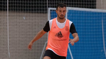 Óscar Villanueva, durante un entrenamiento. Foto: Fútbol Emotion.