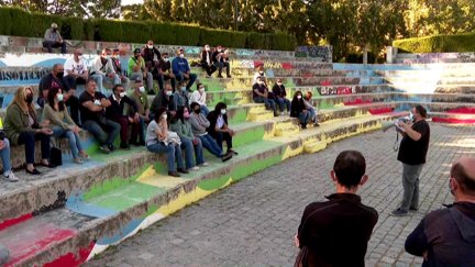 Asamblea de trabajadores de ID Logistics celebrada este jueves en Zaragoza.