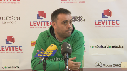 Sergio Lamúa, en la rueda de prensa previa al duelo en Cáceres.