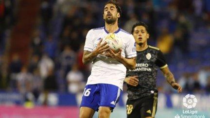 Eguaras se lamenta durante el partido ante la Ponferradina. Foto: LaLiga