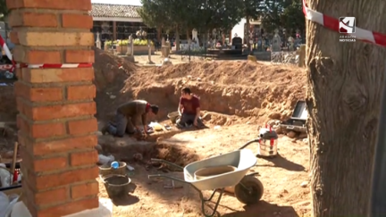 Imagen de una fosa en Belchite (Zaragoza).
