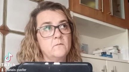 Ana Isabel Yuste Ferruz, 'tiktokera' de Fuentes de Ebro.