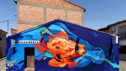 Uno de los grafitis que pueden observarse en Alfamén, Zaragoza, fruto del Festival Asalto.