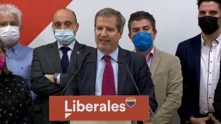 El coordinador autonómico de Ciudadanos Aragón, Daniel Pérez Calvo, durante la rueda de prensa de este lunes.