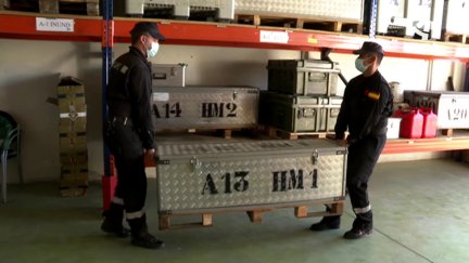 Trabajos en la Base Aérea de Zaragoza para preparar el operativo con destino a La Palma.