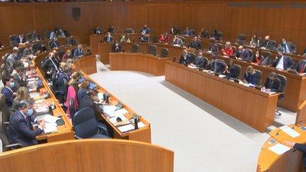 Intervención de los grupos de la oposición en las Cortes de Aragón.