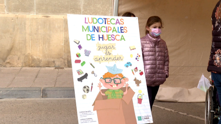 Actividades este sábado en la plaza de Navarra de Huesca por el Día Mundial de los Derechos de la Infancia.