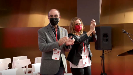 Javier Lambán y Mayte Pérez, durante el 10º Congreso Provincial del PSOE en Teruel.