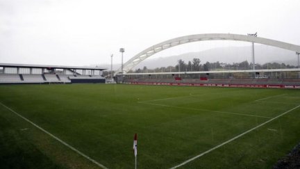 El Real Zaragoza quiere sumar esta tarde los tres puntos en Lezama.
