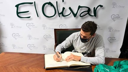 Iván Raña durante su entrevista ante El Olivar.
