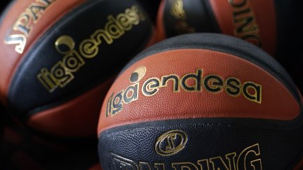 La Liga Endesa vive un complicado arranque de 2022 por el Covid-19.