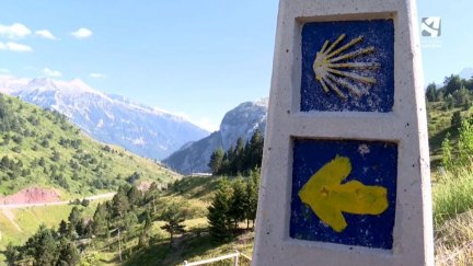 Señalización del Camino de Santiago en Aragón.